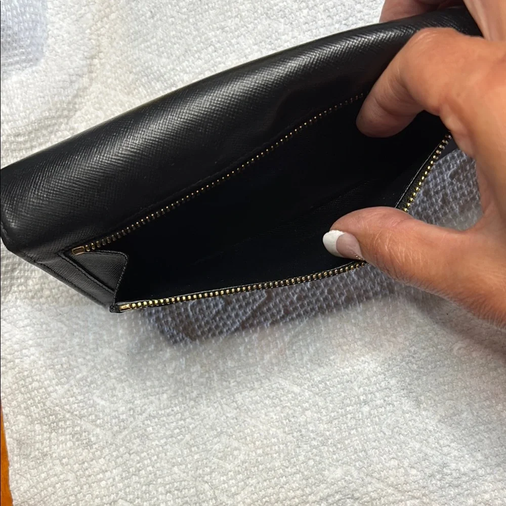 Prada Large Saffiano Wallet - Picture 12 of 15